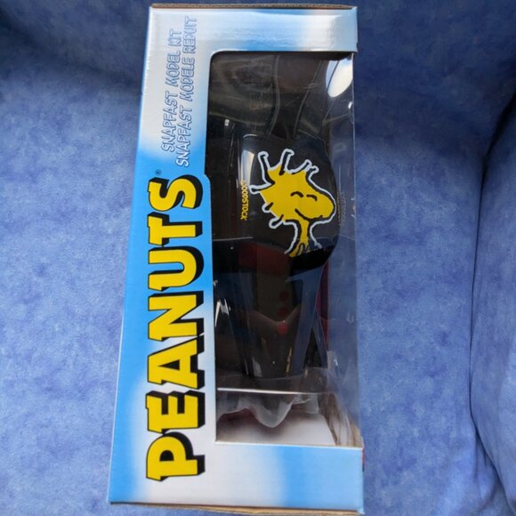 Vintage Woodstock Snapfast model kit - Picture 4 of 9